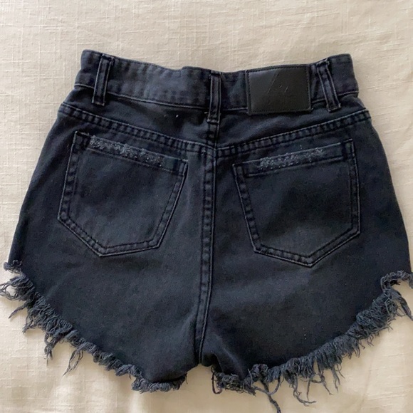 Leather high waisted shorts - Picture 2 of 2
